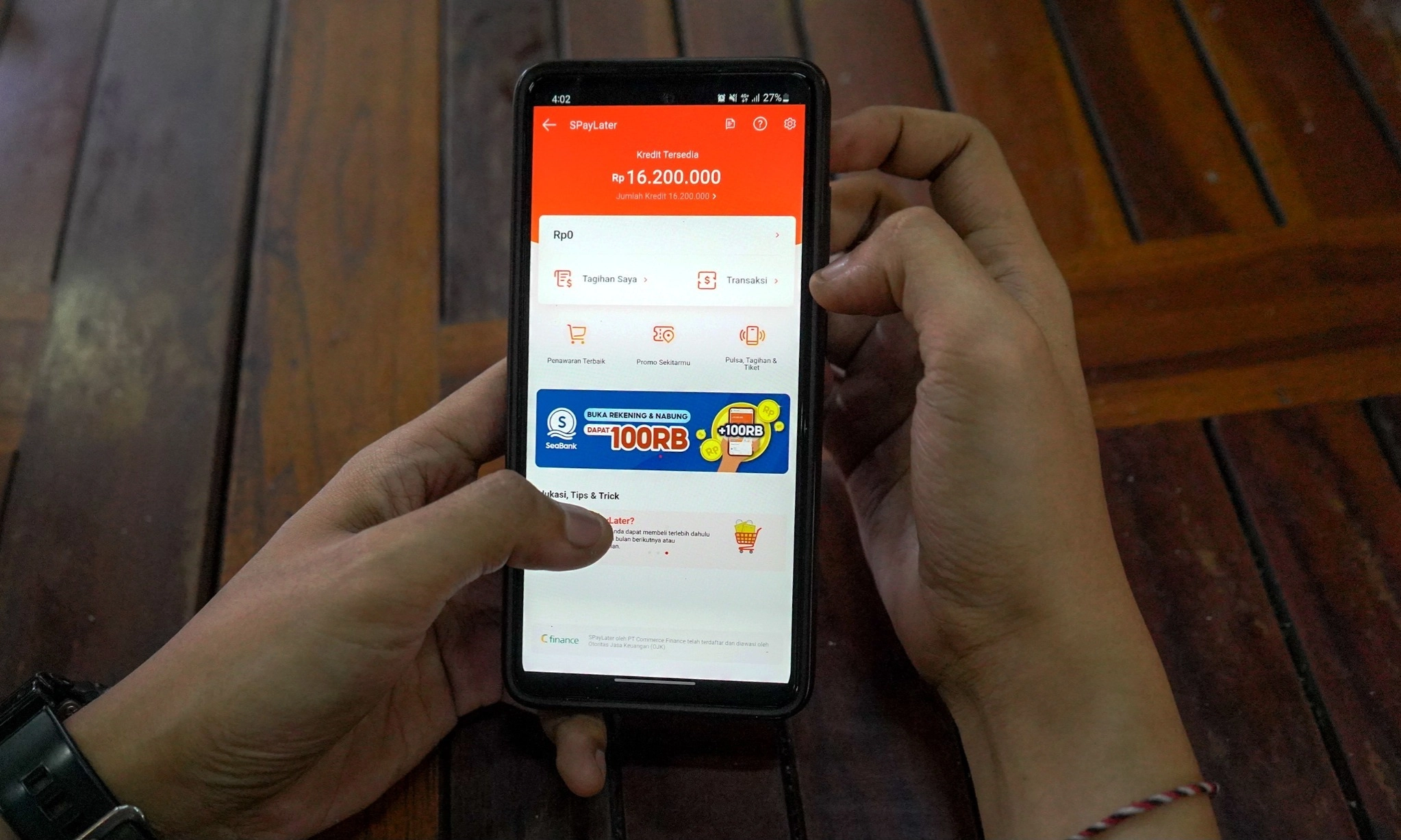 Risiko Stres Finansial Dari Ketergantungan Pada Paylater