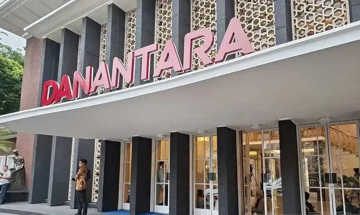 <p id="isPasted">Sukseskan Agenda Hilirisasi, Pengamat Dorong Danantara Akuisisi Saham PT GNI</p>