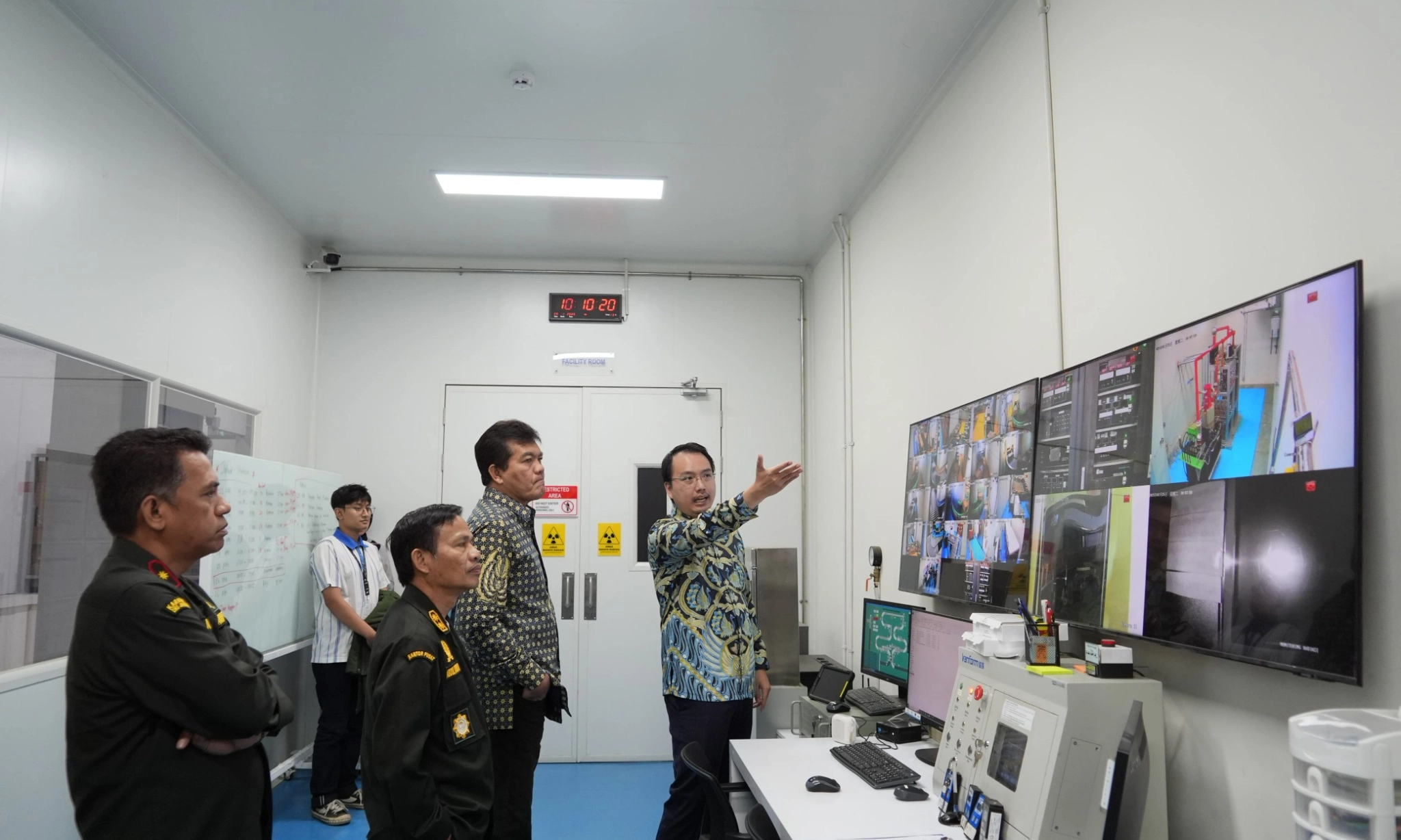 <p>Barantin Dorong Penggunaan Iradiasi Berstandar&nbsp;</p>