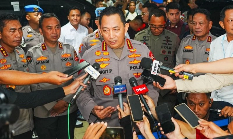 <p>Kapolri: Insiden Polres Tarakan Tak Ganggu Soliditas TNI-Polri</p>