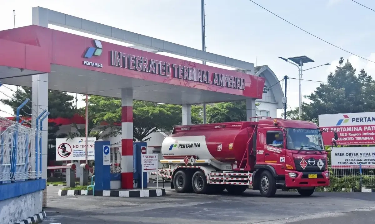 <p>Pengamat: Impor Minyak Mentah Dan BBM Sulit Dihindari</p>