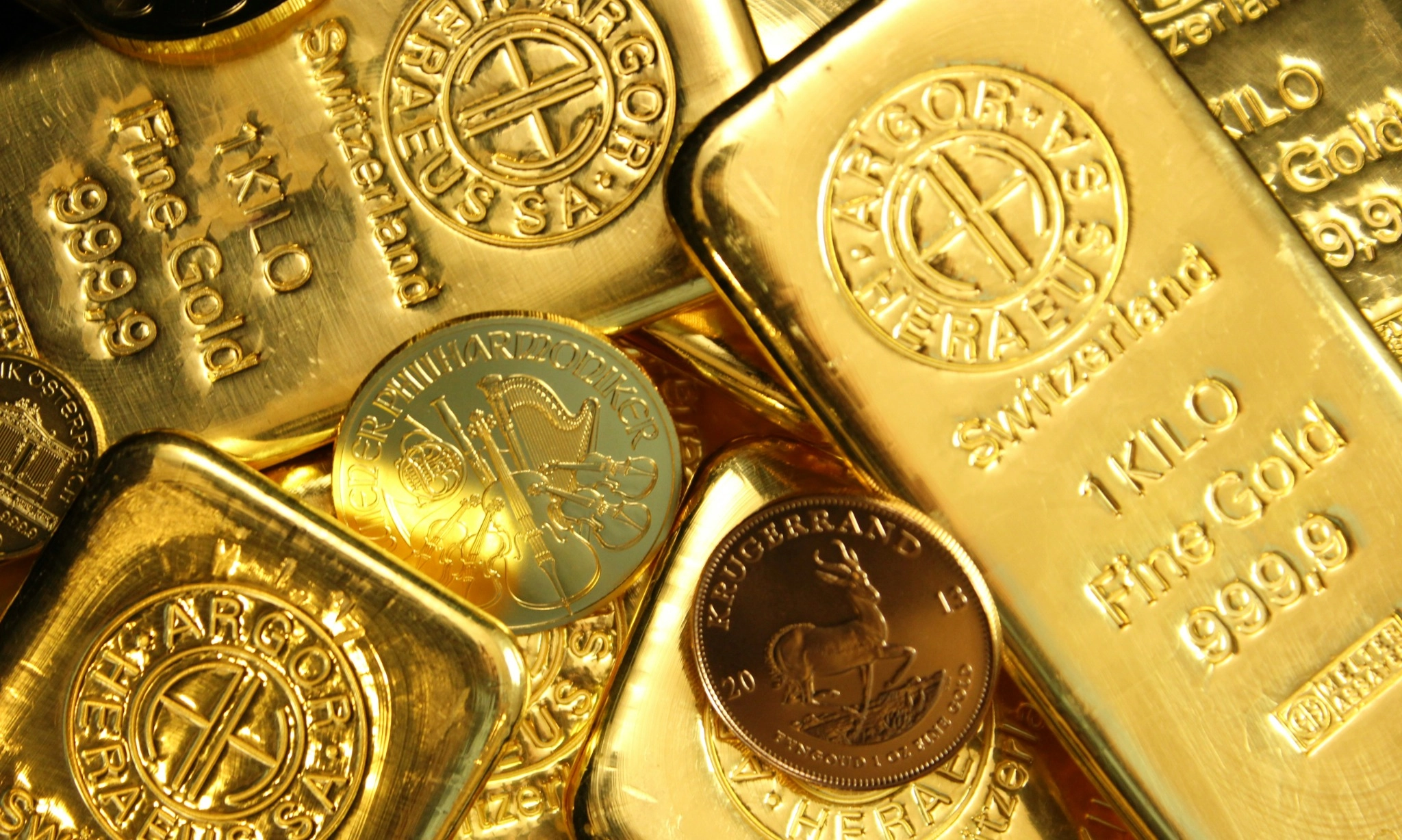 <p id="isPasted">Bank Emas Meluncur, Ekonom Minta Pemerintah Perhatikan Tiga Hal</p>