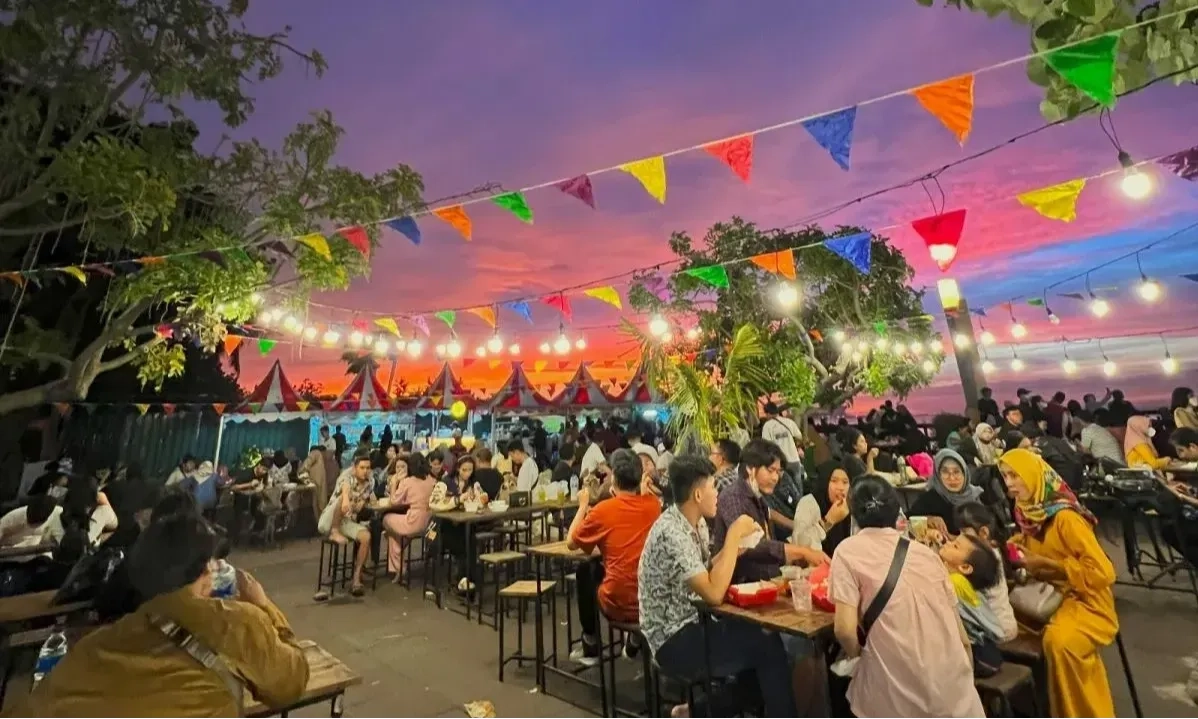 <p>Ancol Gratiskan Tiket Masuk Ngabuburit</p>