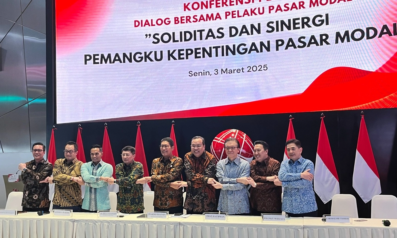 <p id="isPasted">Respons IHSG Anjlok, Bursa Tunda <em>Short Selling</em> dan Kaji <em>Buyback</em> Tanpa RUPS</p>