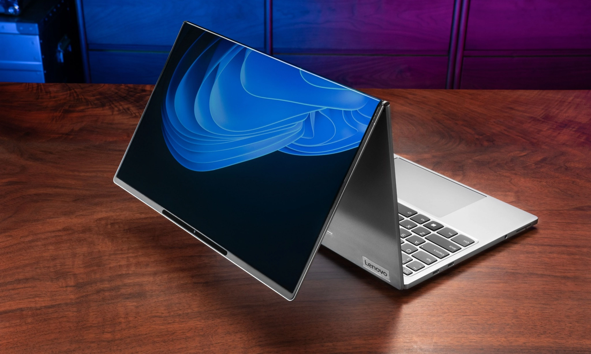 <p id="isPasted">Lenovo Perkenalkan Deretan Laptop Baru Dengan Teknologi Hybrid AI</p>