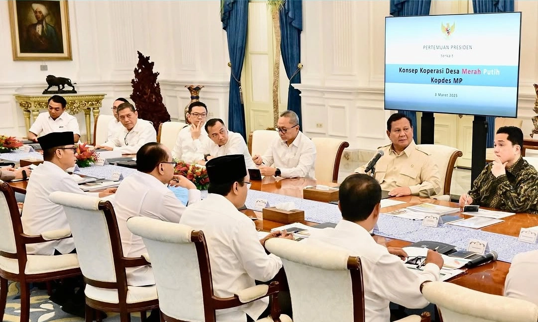 <p>Bentuk 70 Ribu Koperasi Desa, Prabowo Bakal Alihkan Dana Desa Untuk MBG</p>