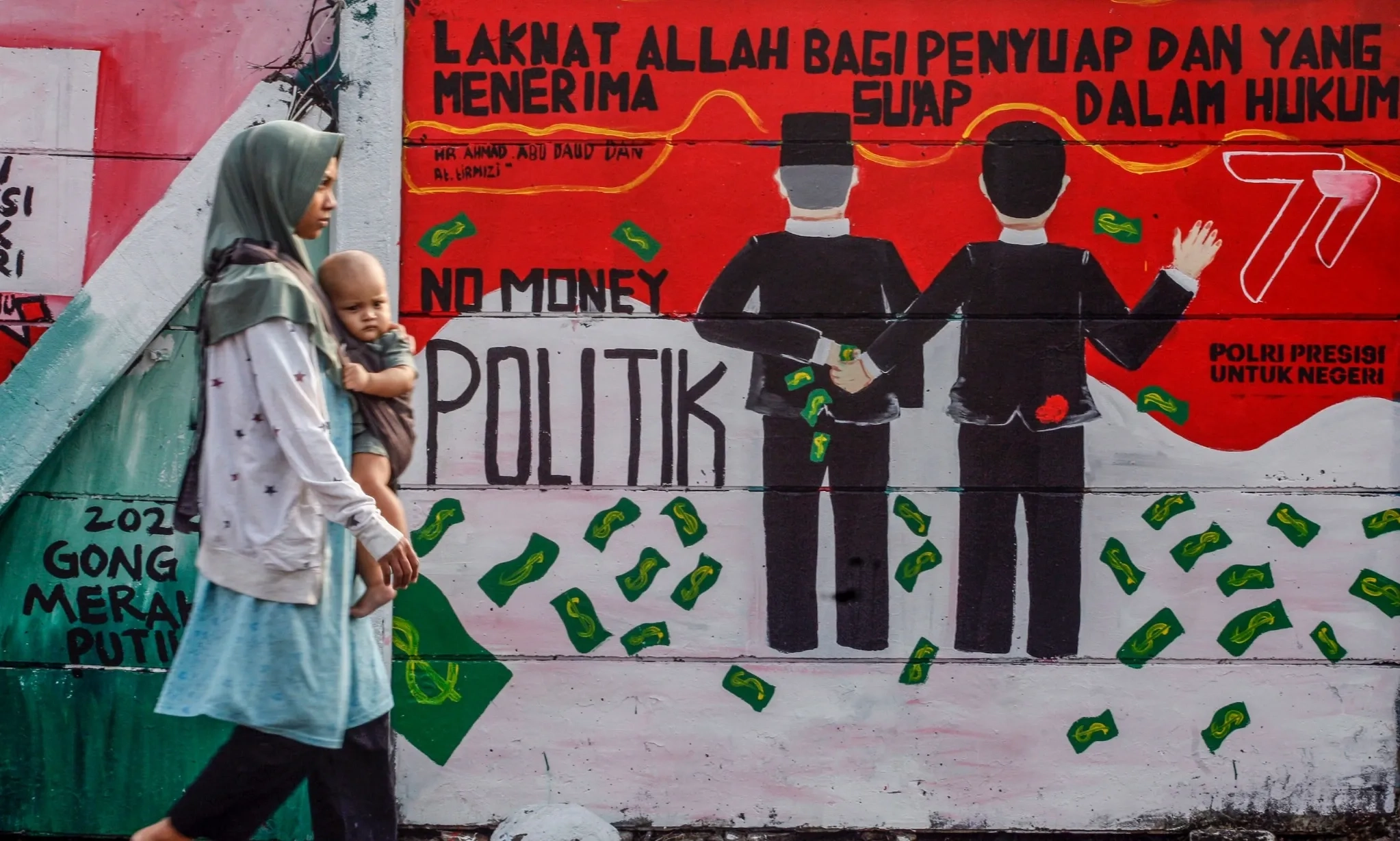 <p>Bawaslu Diminta Awasi Politik Uang PSU Berkedok Bingkisan Lebaran</p>