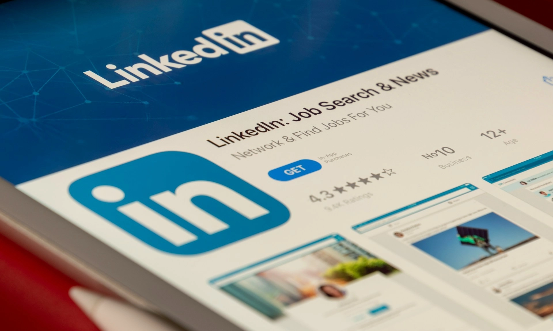 <p>LinkedIn Hadirkan Fitur AI Untuk Tingkatkan Kemampuan Pencari Kerja</p>