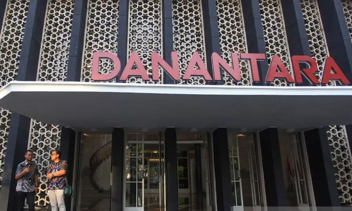 <p id="isPasted">Wamen BUMN Sebut Danantara Masih Seleksi Calon Pengurus</p>