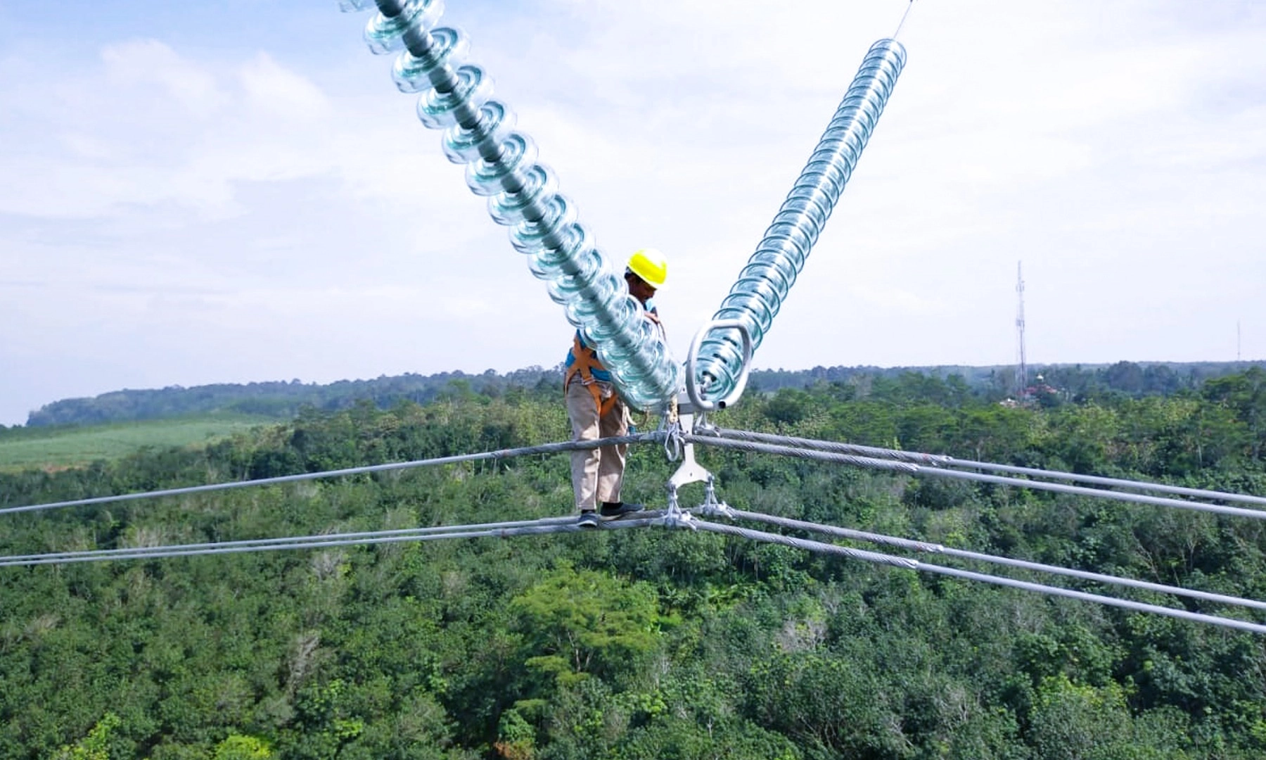 <p id="isPasted">Dirjen EBTKE Pastikan Energi Bersih Pegang Porsi Besar RUPTL 2025-2034</p>