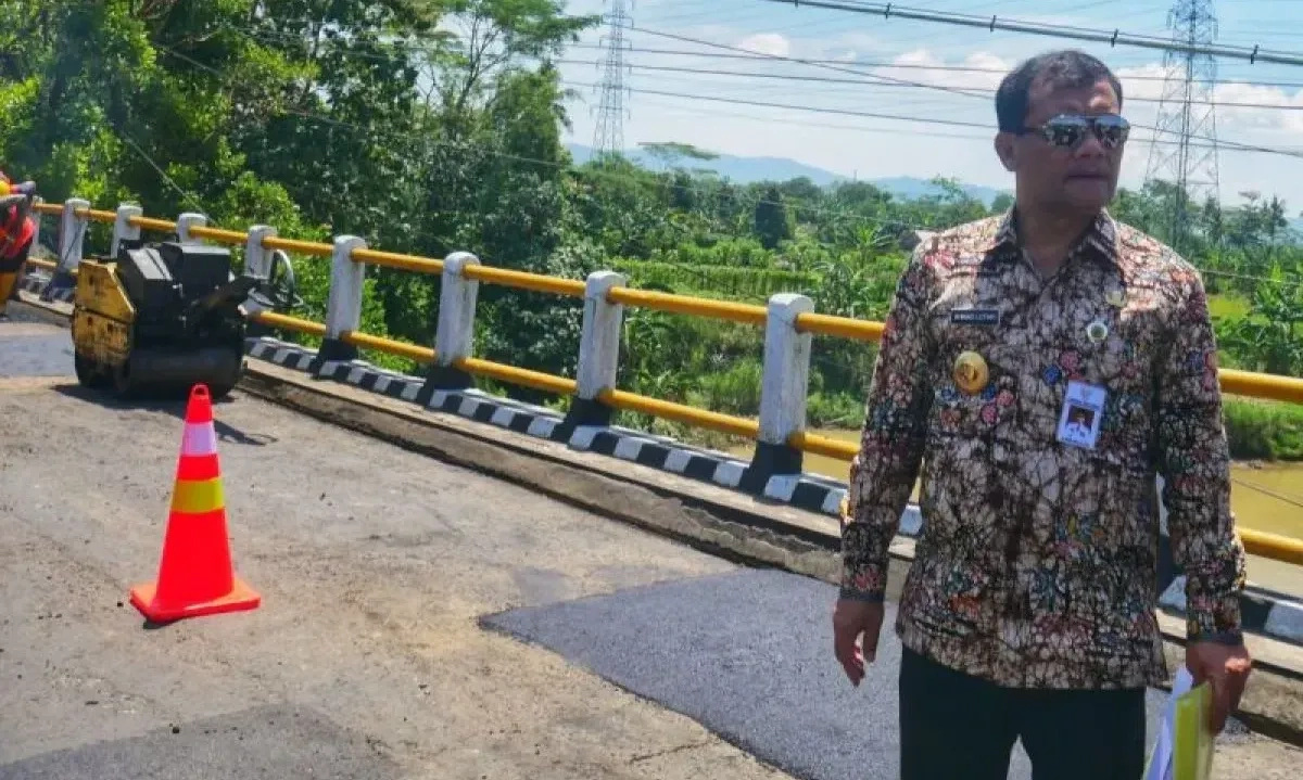 <p>Mendagri Meminta Ruas Jalan Segera Diperbaiki Jelang Mudik Lebaran</p>