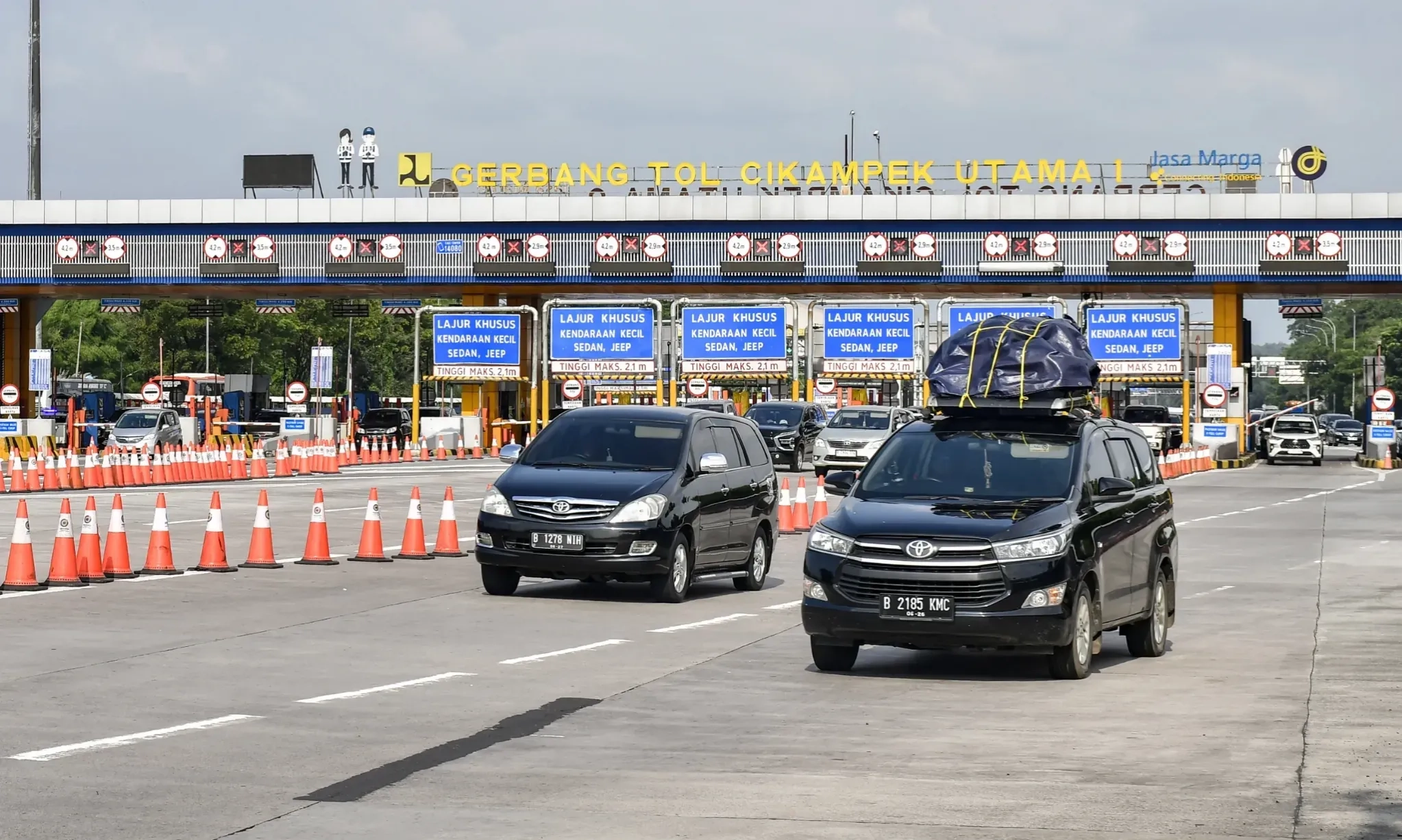 <p>Siap Mudik, Rifat Sungkar Bagikan Tips Berkendara Jarak Jauh</p>