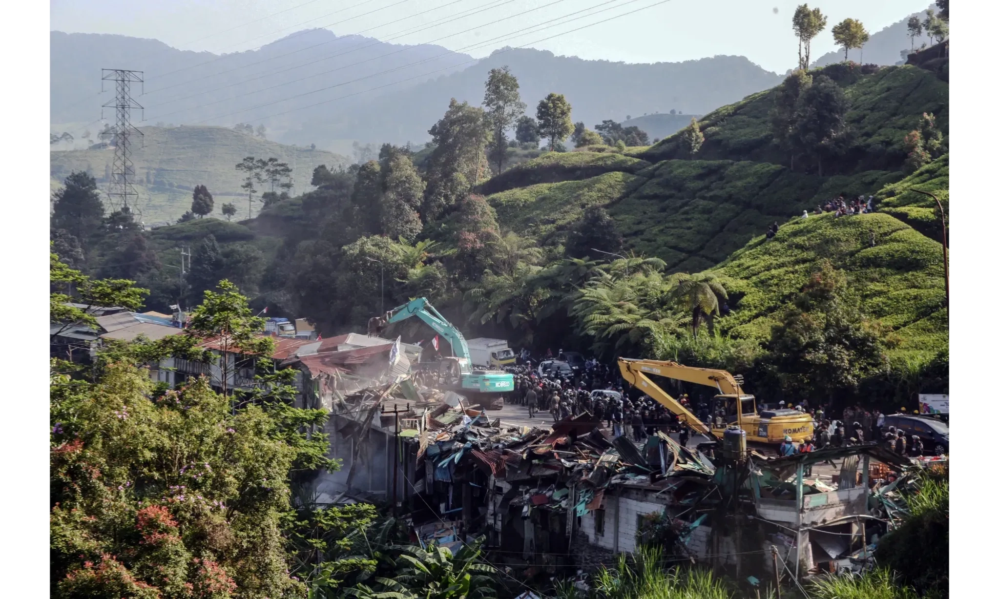 <p>Hulu DAS Ciliwung Kekurangan Kawasan Tangkapan Air&nbsp;</p>