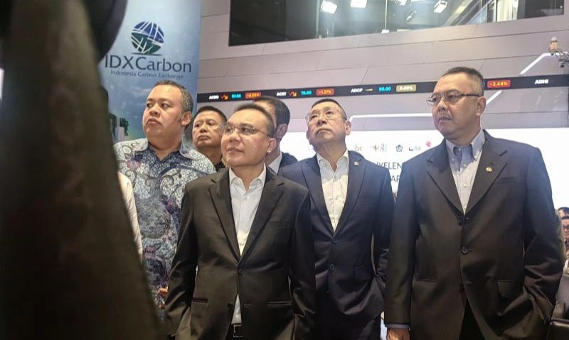 <p dir="ltr" id="isPasted">DPR Pastikan Menkeu Sri Mulyani Tidak Mundur</p>