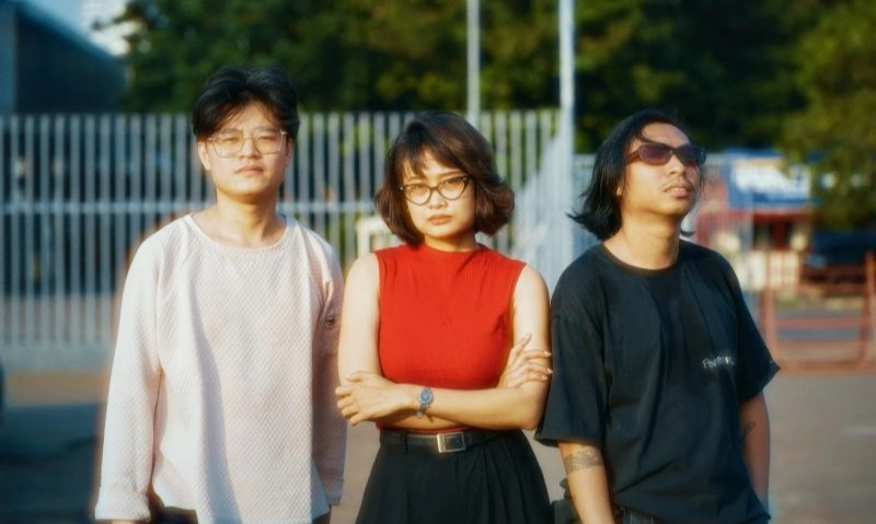 <p>Kembali Rekaman, MRNMRS Rilis Album Debut <em>Bashed Up</em></p>