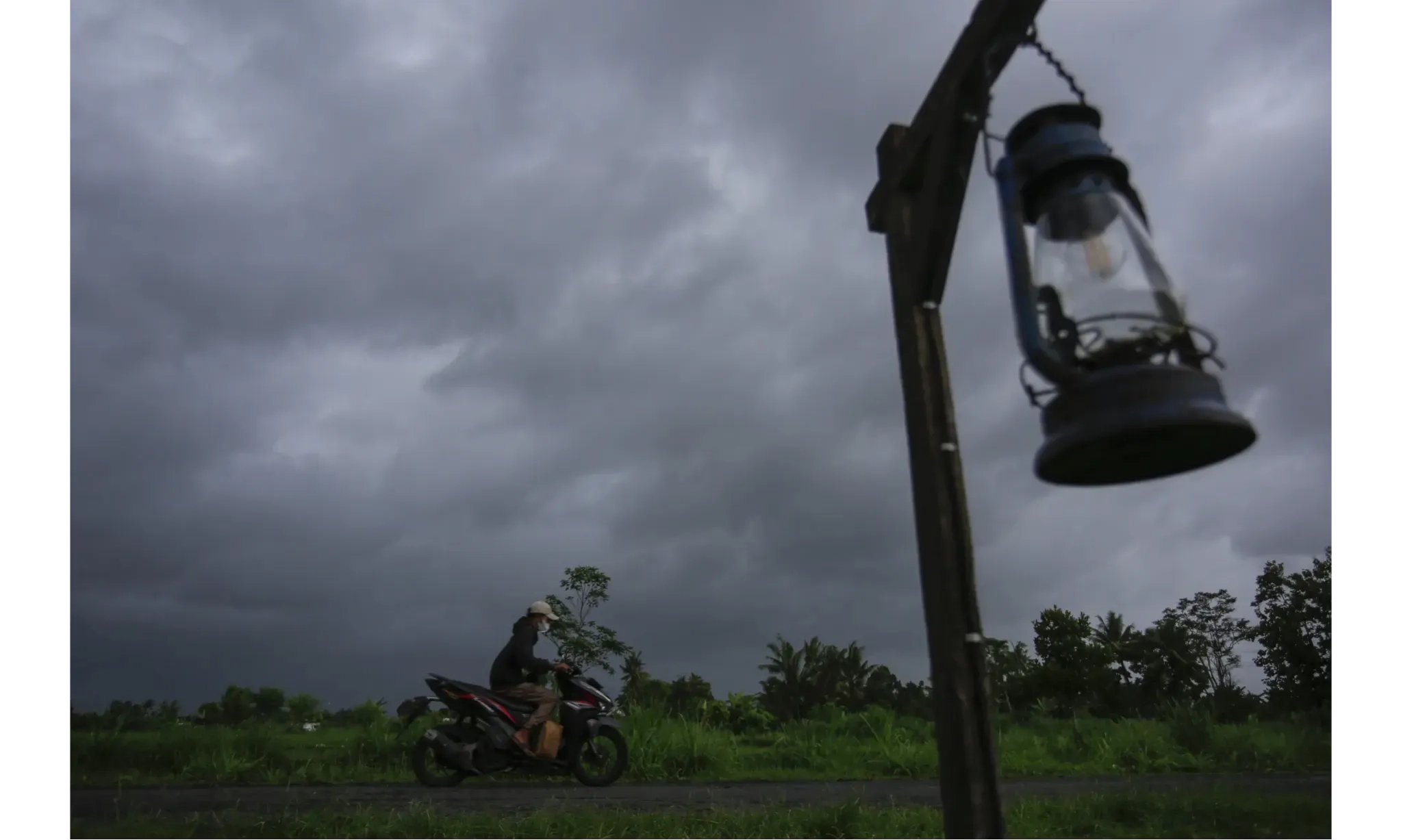 <p>Awas, Cuaca Ekstrem Akan Sambangi Jateng Tiga Hari Ini</p>