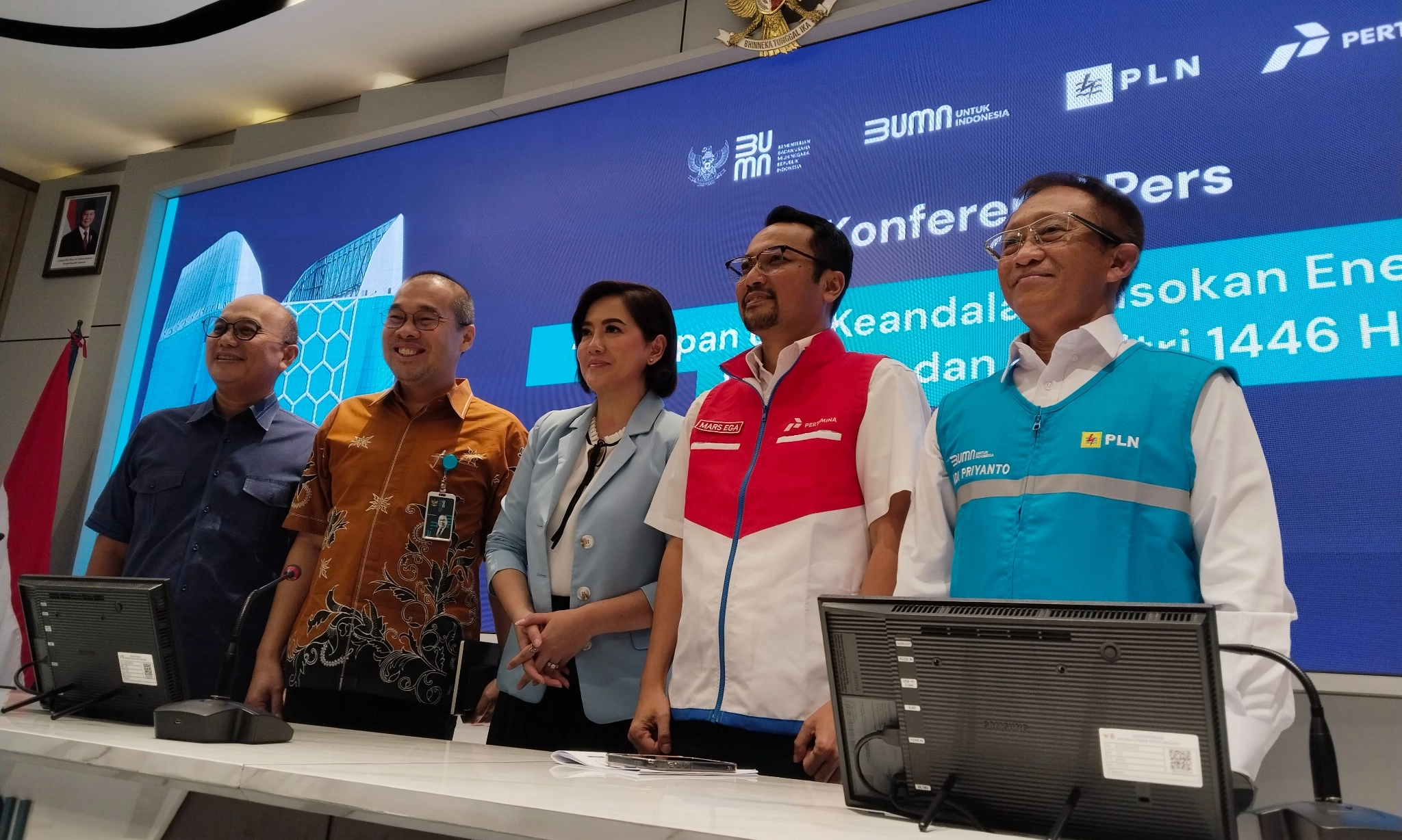 <p>Industri Tutup, Beban Puncak Kelistrikan Lebaran Diproyeksi Anjlok 30%</p>