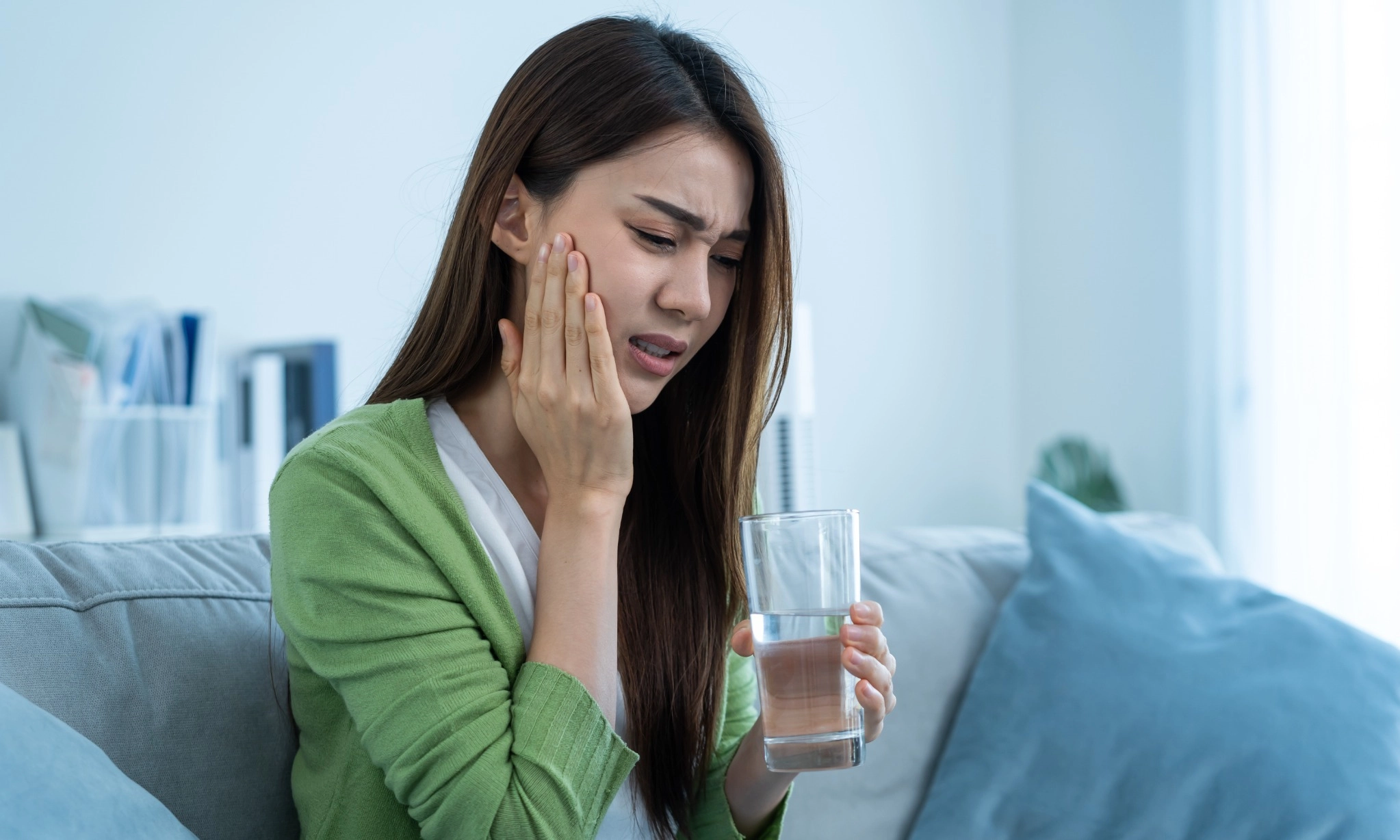 <p>Jangan Pernah Sepelekan Rasa Ngilu Pada Gigi</p>