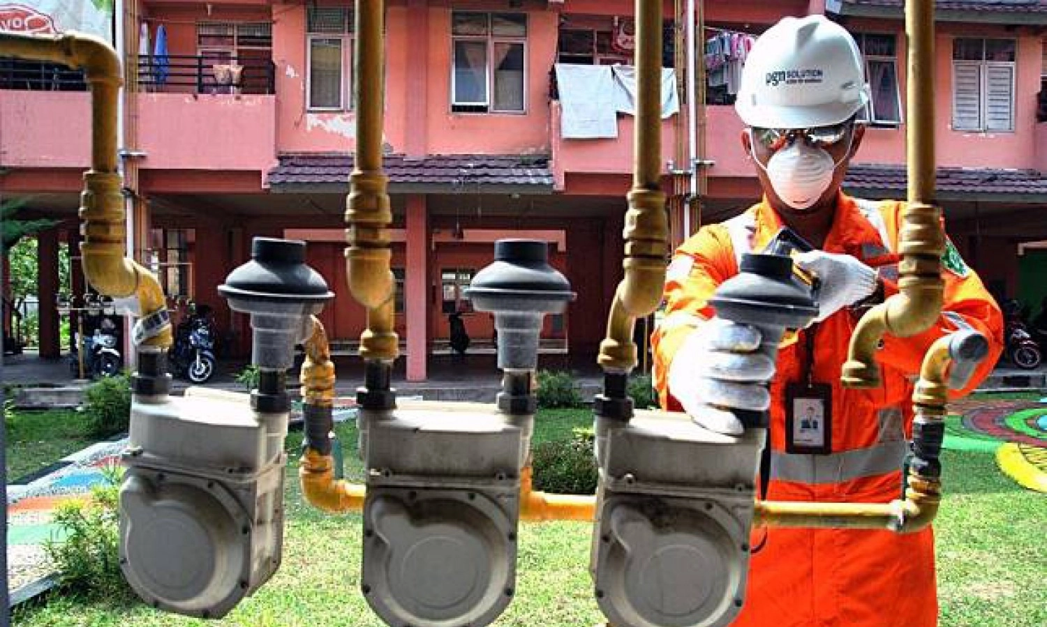 <p id="isPasted">Pemerintah Pastikan Pasokan Gas Di Sumatra Aman Jelang Lebaran</p>