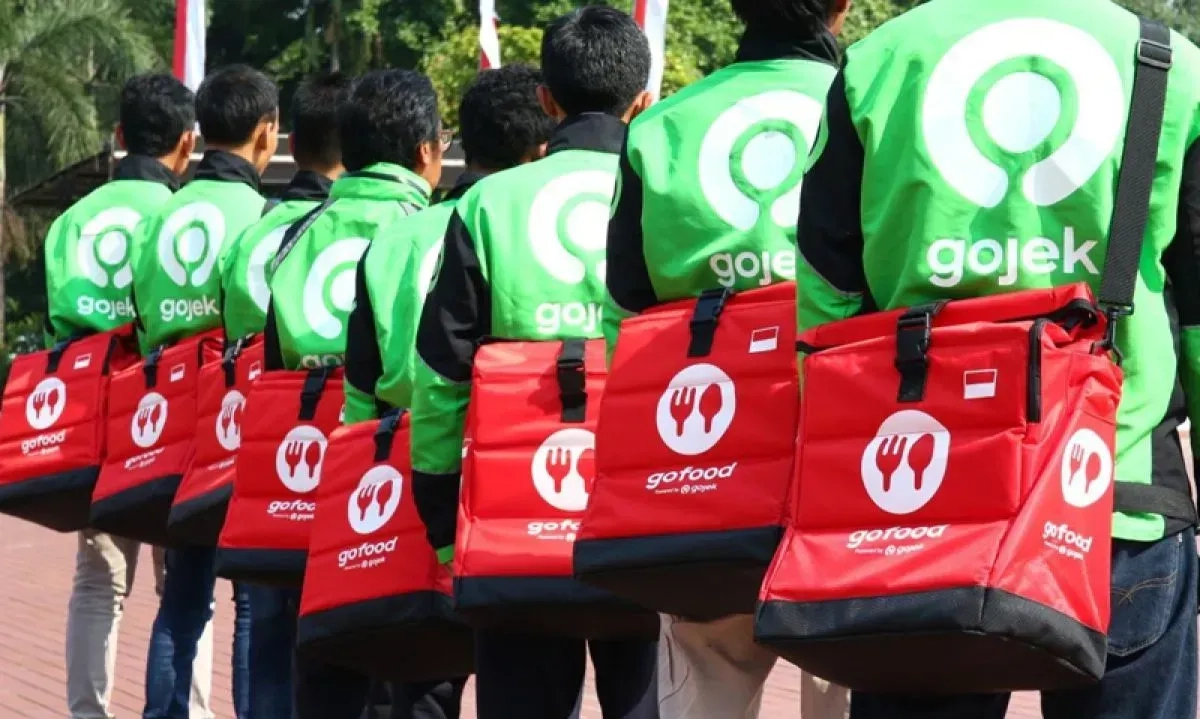 <p>Pemerintah Kaji Libatkan Ojol Dalam Distribusi MBG</p>