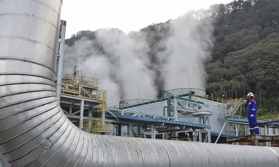 <p id="isPasted">Laba PGEO Tahun 2024 Turun Tipis 1,89%</p>