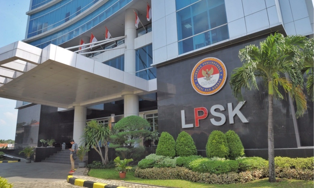 <p>KPK Serahkan Aset Penanganan Korupsi ke LPSK</p>