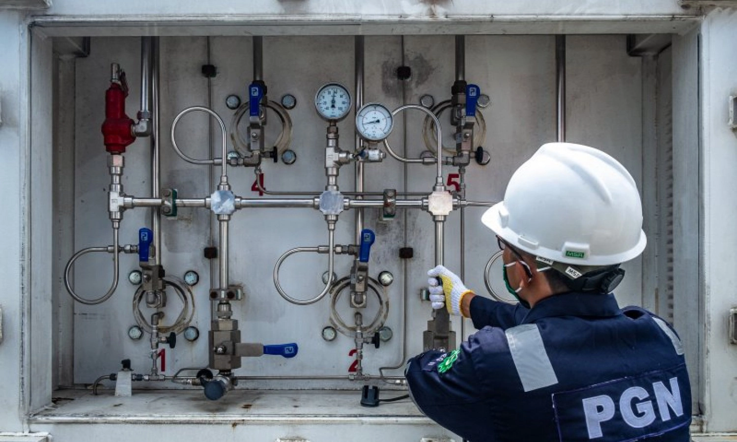 <p id="isPasted">Laba PGAS 2024 Meroket Nyaris 22%</p>