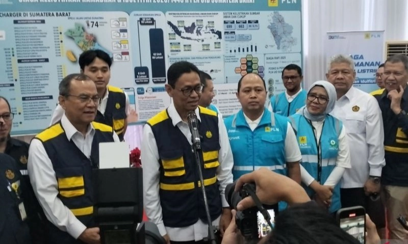 <p id="isPasted">Wamen ESDM Minta PLN Responsif Atasi Gangguan Listrik Saat Lebaran</p>