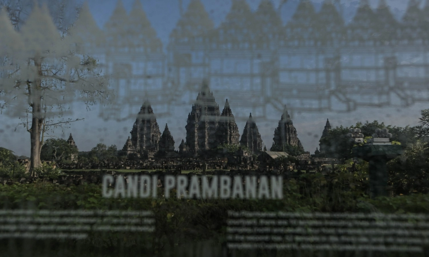 <p>&quot;Prambanan Dalam Sunyi&quot;, Simbol Penghormatan Hari Suci Nyepi</p>