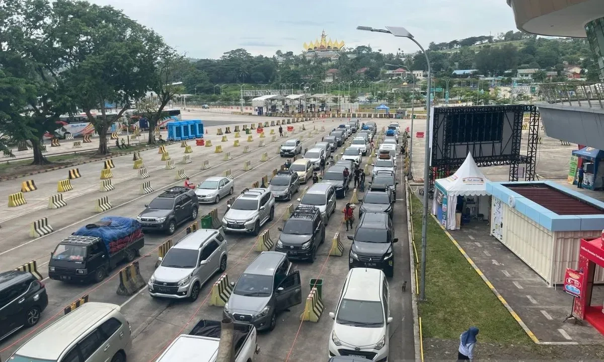 <p>Dampak Nyata Kebijakan Efisiensi, Pemudik Lebaran 2025 Turun</p>
