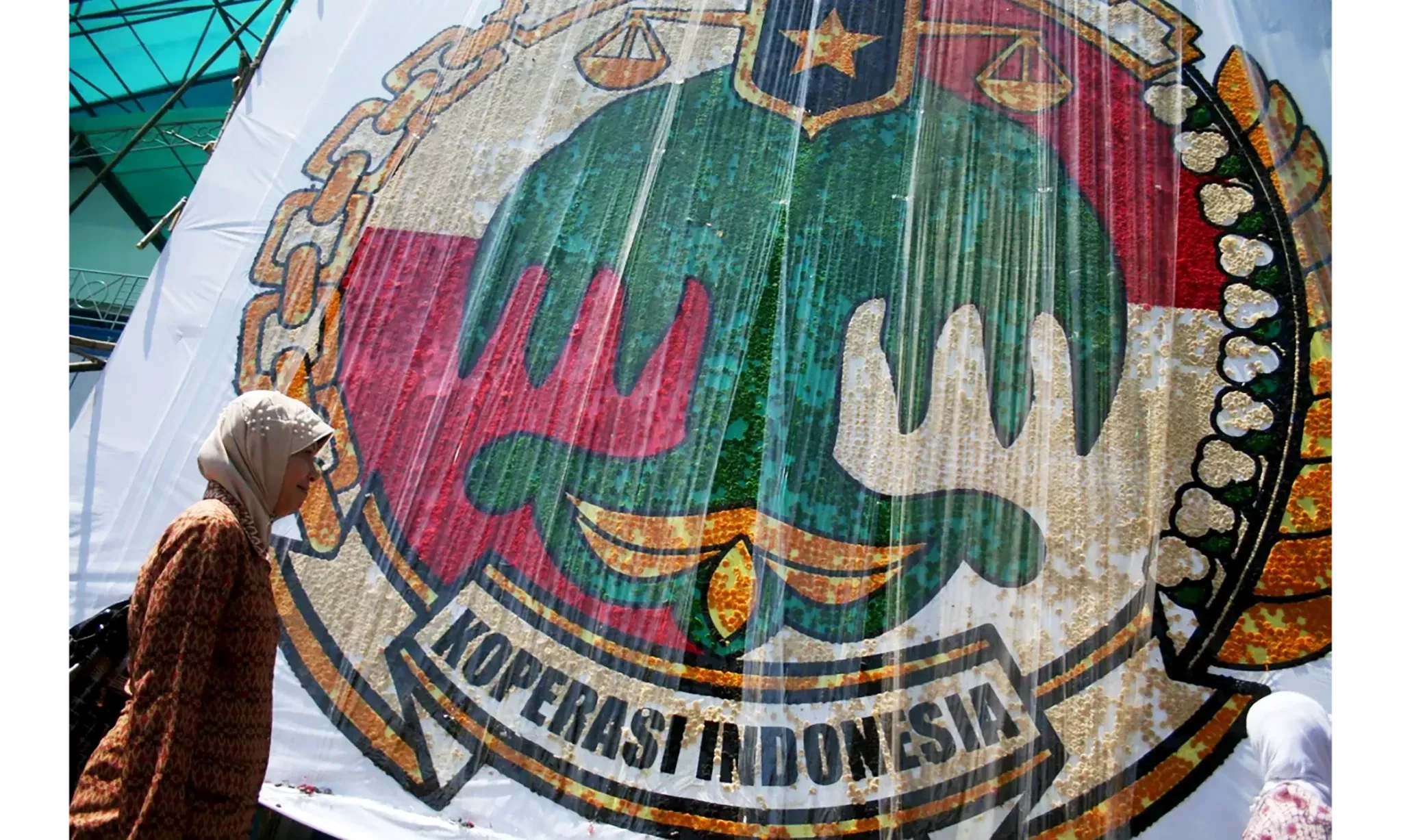 <p id="isPasted">Menelisik Kehadiran Dan Kesuksesan Koperasi-Koperasi Negara Lain</p>