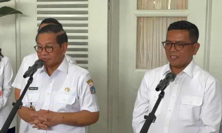 <p>Pramono-Andra Soni Bahas Perluasan MRT Hingga Balaraja</p>