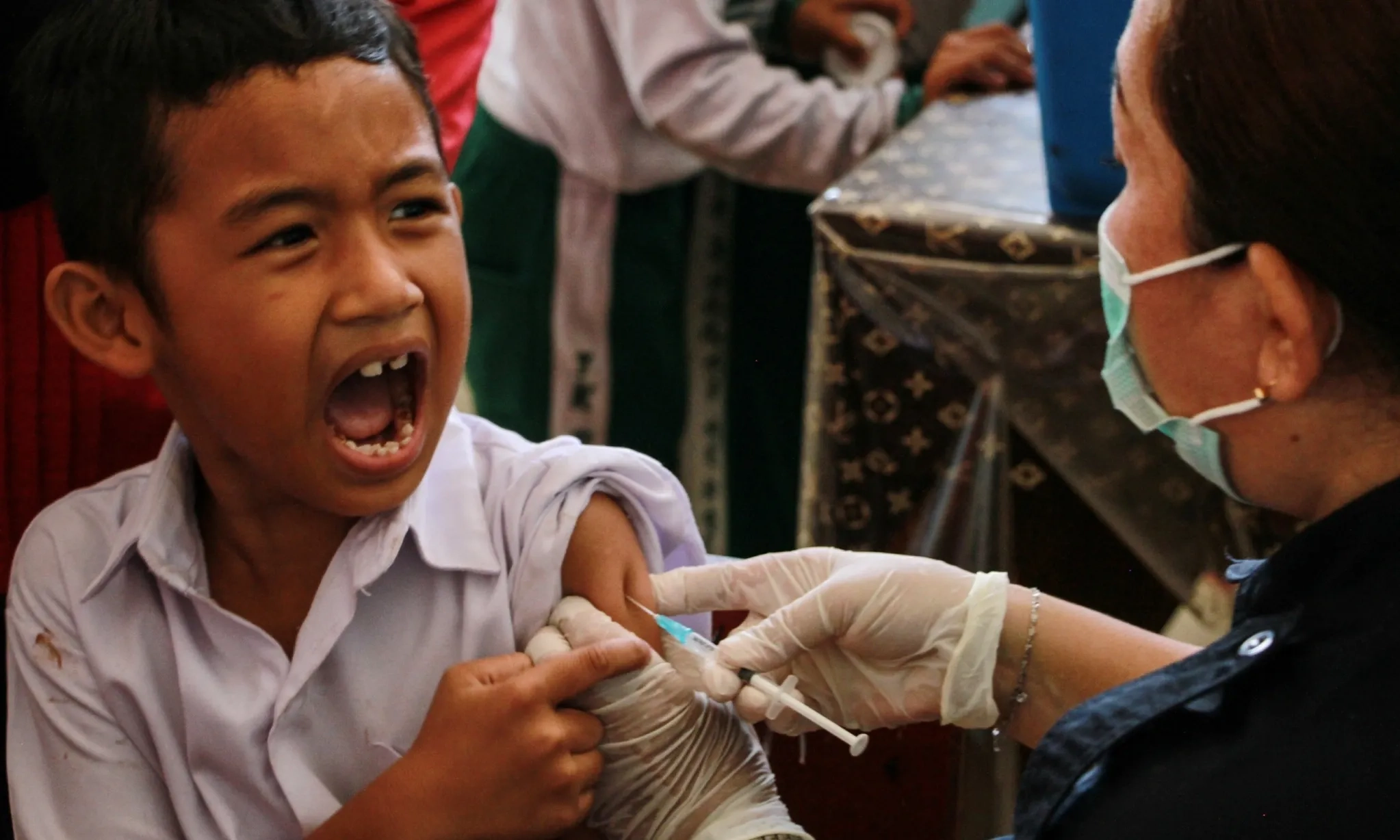 <p>Belasan Juta Anak Tak Diizinkan Orang Tua Untuk Terima Imunisasi</p>