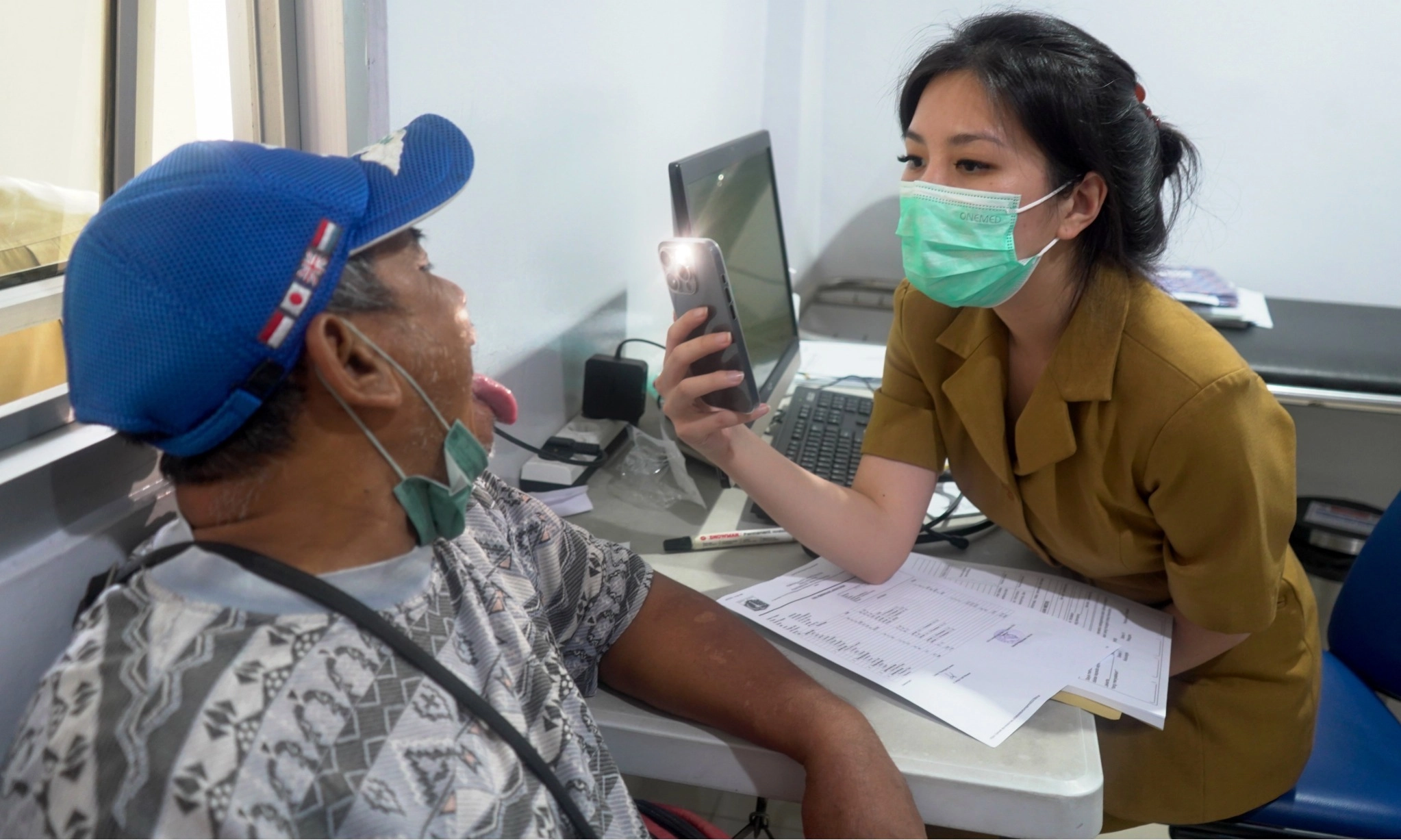 <p>Hampir Dua Juta Warga Sudah Lakukan Cek Kesehatan Gratis</p>