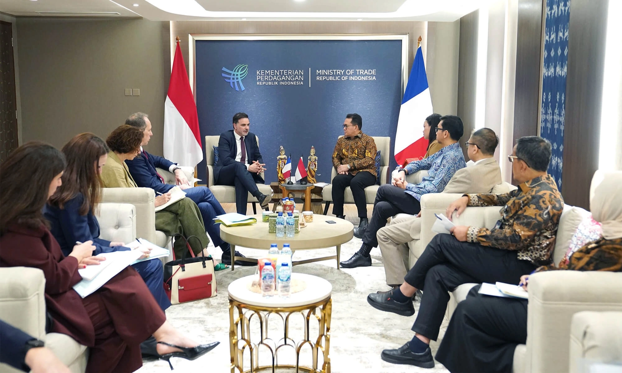 <div dir="auto" id="isPasted">Mendag RI Minta Dukungan Prancis Segera Rampungkan I-EU CEPA</div>