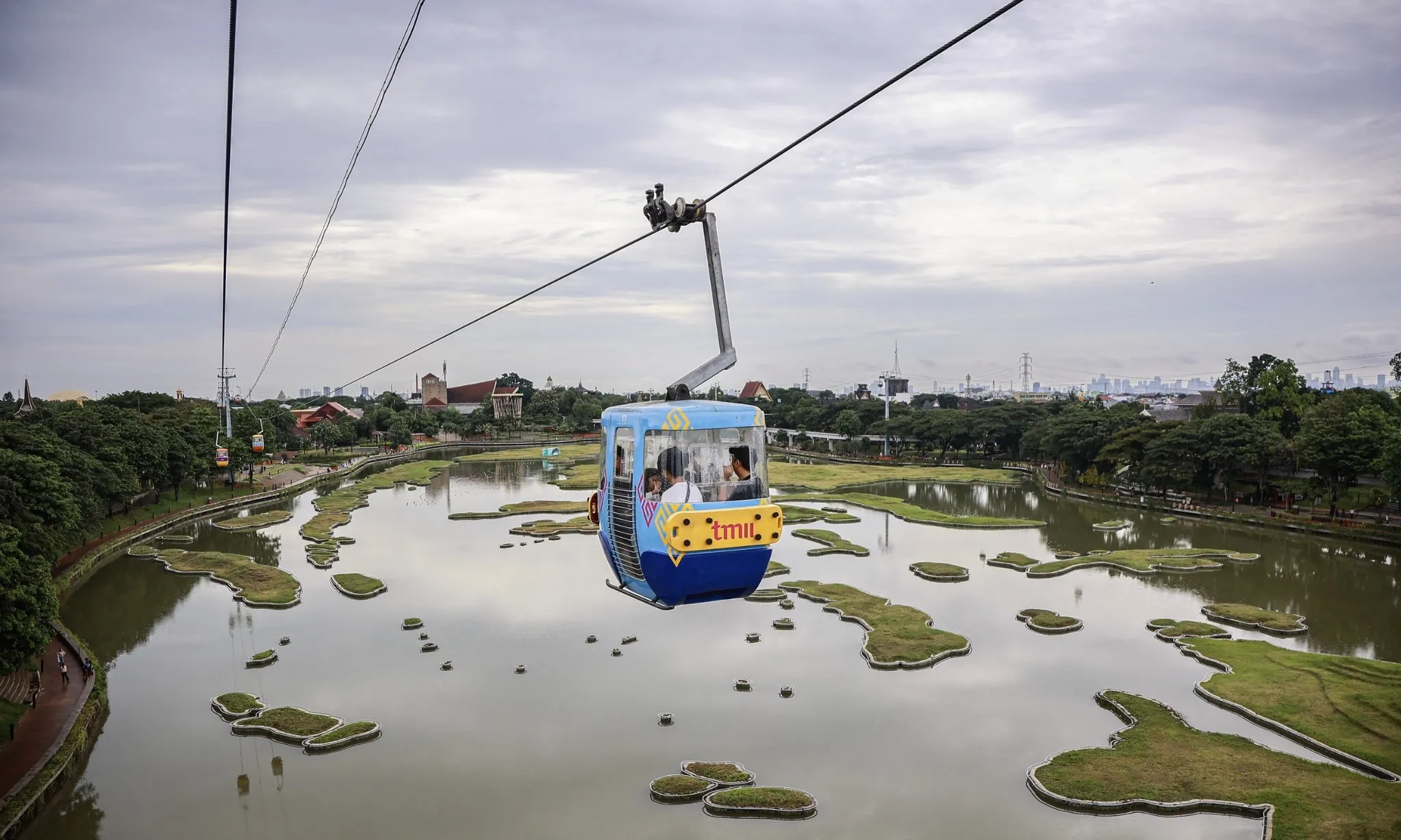 <p>Mendorong TMII Sebagai Destinasi Top Of Mind Jakarta</p>