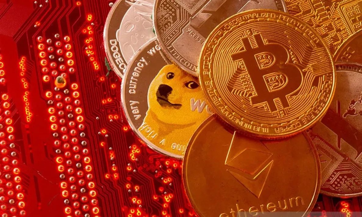 <p id="isPasted">OJK: Transaksi Aset Kripto Februari 2025 Ambles Menjadi Rp32,78 Triliun</p>