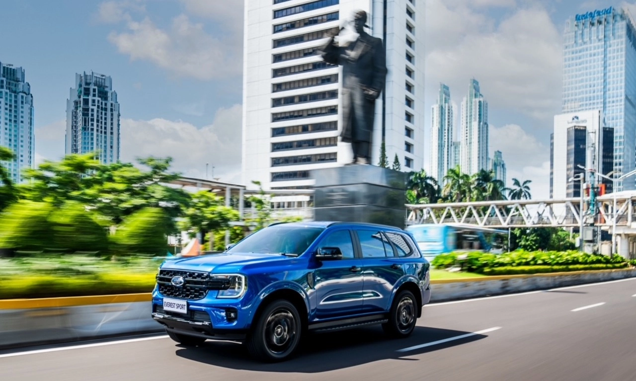 <p>Mengaspal Di Indonesia, Ini Spesifikasi Next-Gen Ford Everest Sport </p>