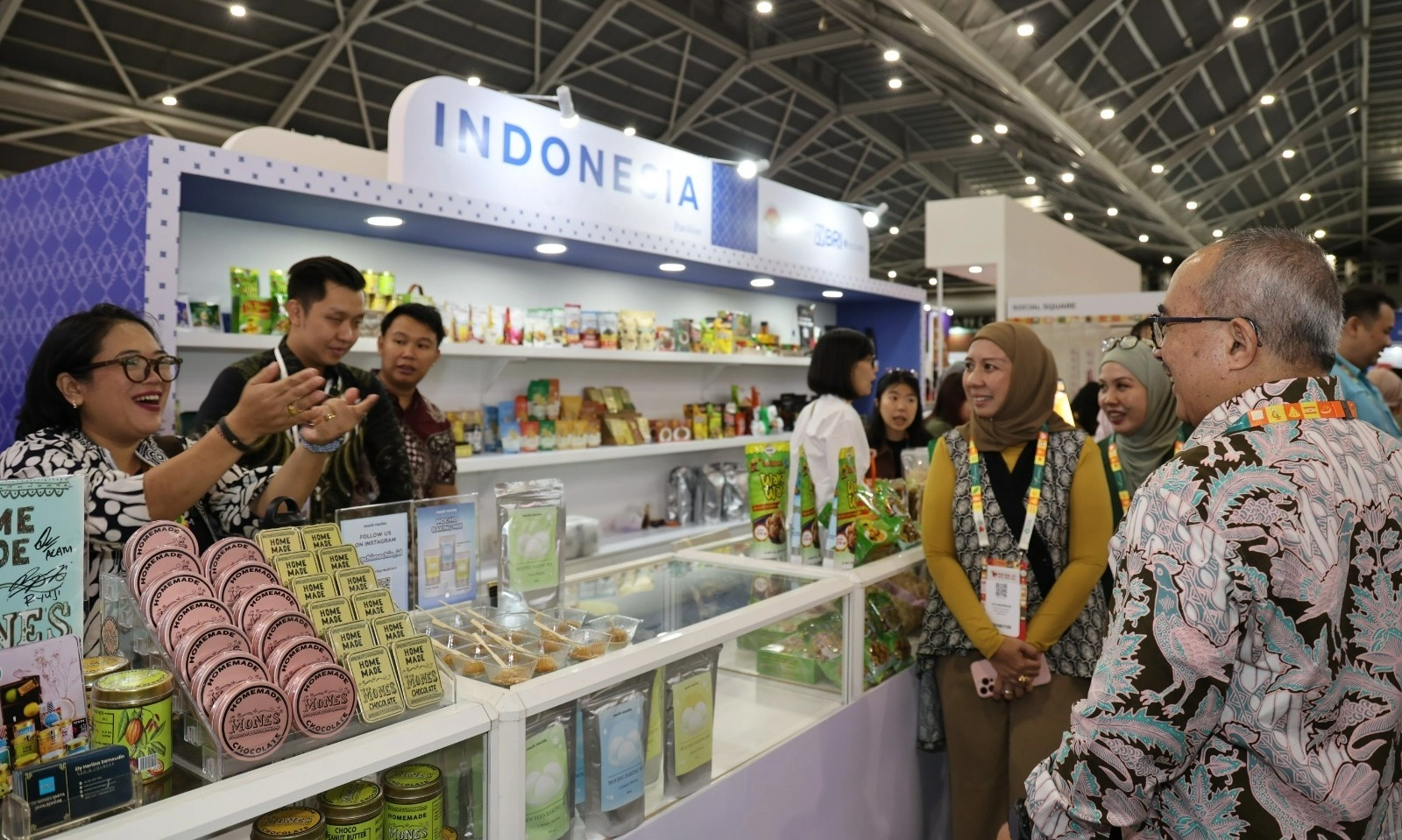 <p>Produk Mamin Indonesia Laris Hingga Rp736 M Di Pameran Singapura</p>
