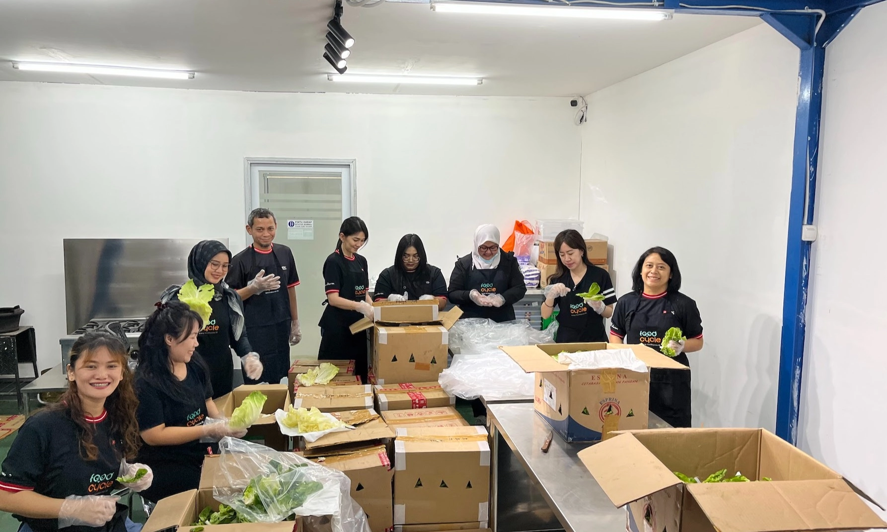 <p>&quot;Food Rescue Warrior&quot; Selamatkan 55.466 KG Sampah Makanan Selama Ramadan</p>