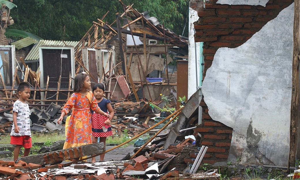 <p>Ada Potensi Gempa Bermagnitudo Sekitar 7,4 Di Sumbar&nbsp;</p>