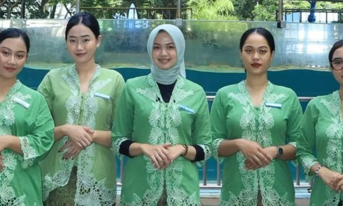 <p id="isPasted">Peran Wanita Hebat Di Balik Suksesnya Pariwisata Tanah Air</p>