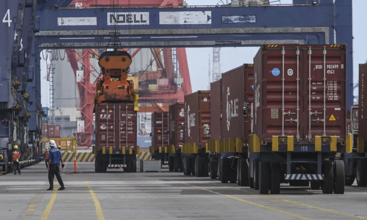 <p dir="ltr" id="isPasted">BPS: Surplus Neraca Perdagangan RI Maret 2025 Naik Jadi US$4,33 M</p>