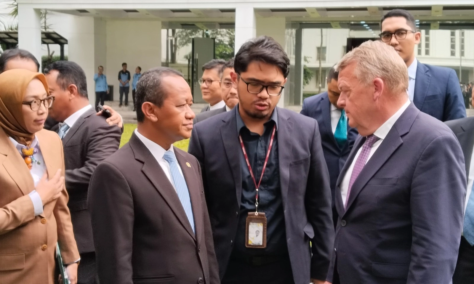 <p id="isPasted">Cari Investor EBT Dari Nordik, Bahlil Teken Kerja Sama Dengan Denmark</p>