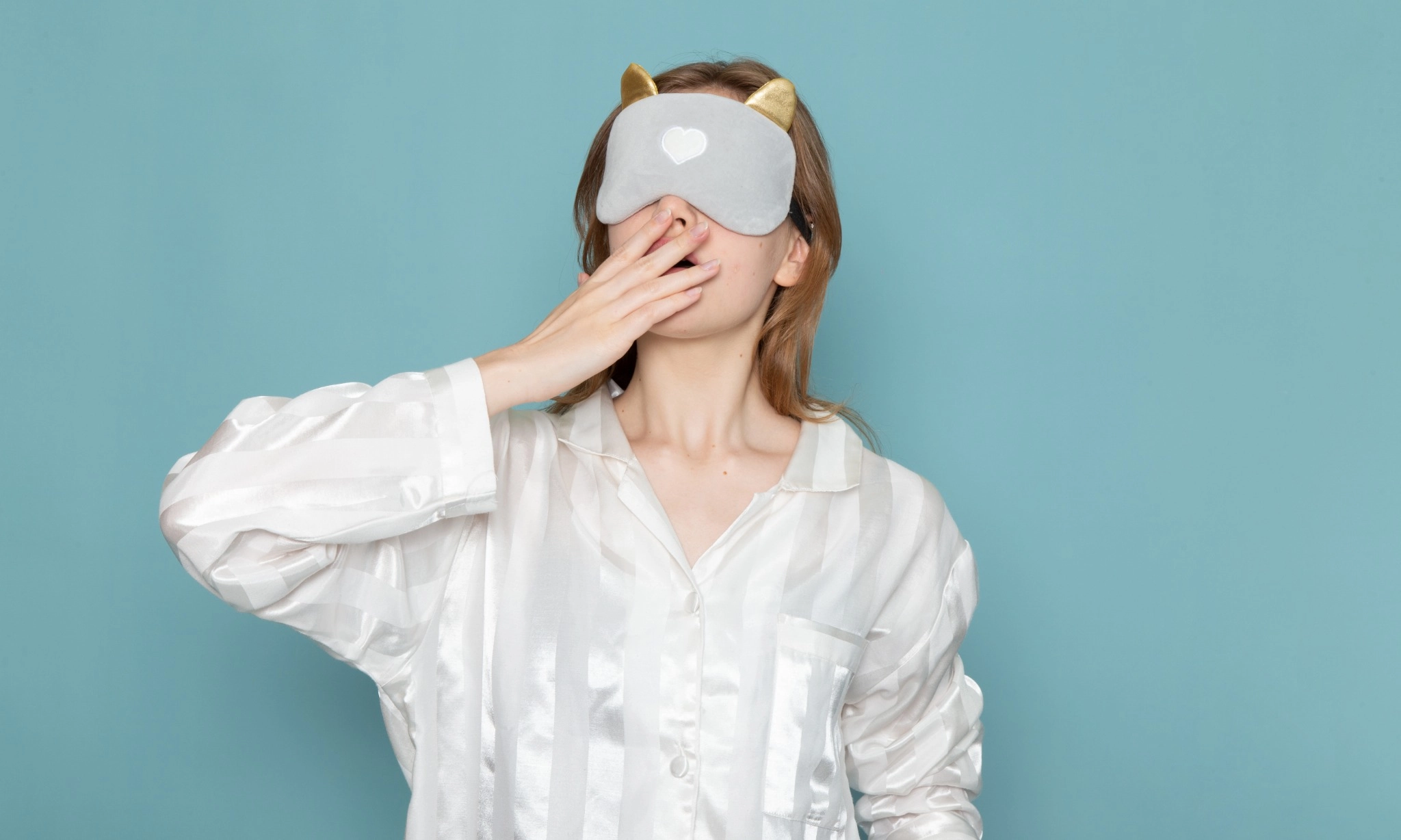 <p>Manfaat Masker Mata Untuk Kesehatan Kulit</p>