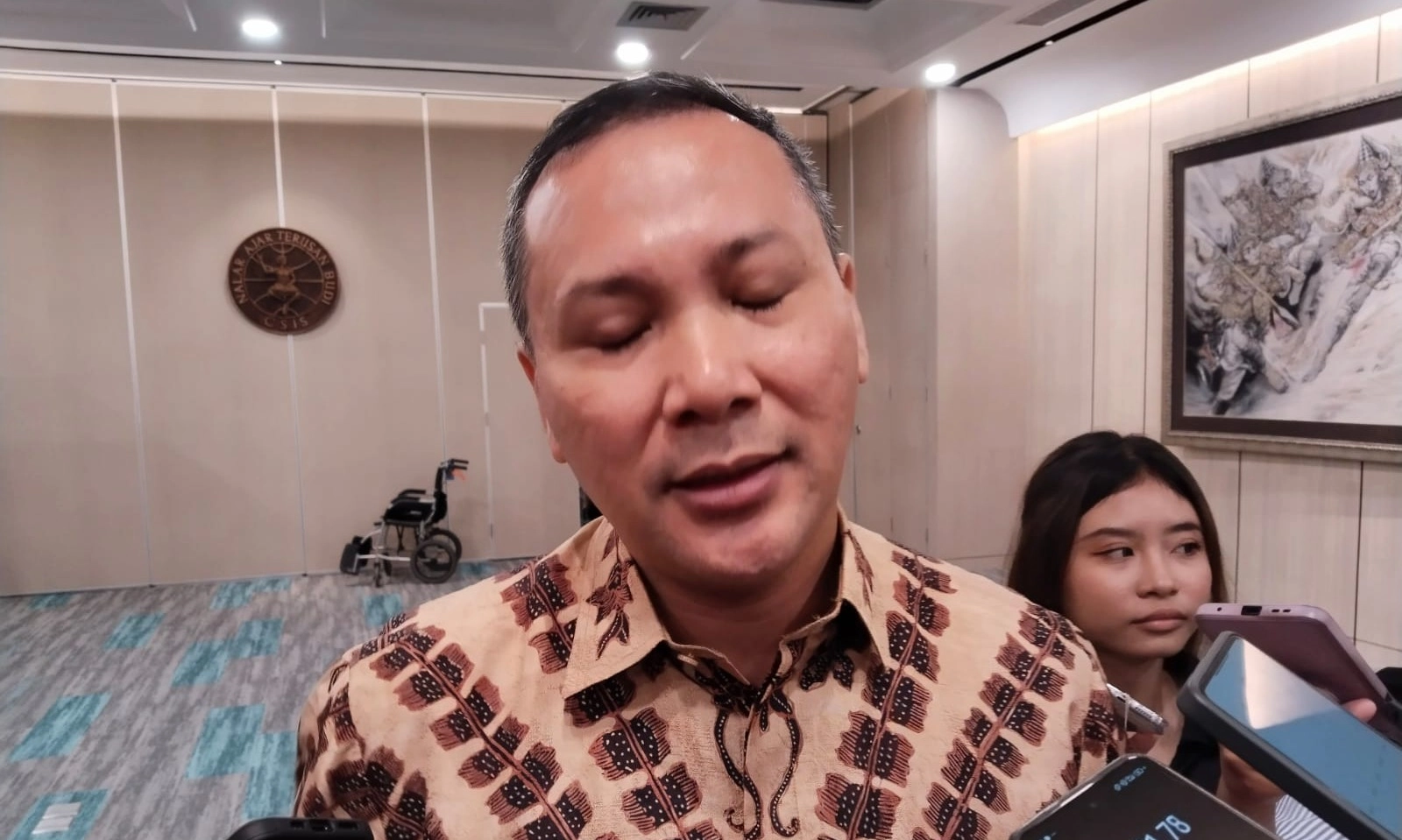 <p>Keputusan LG Mencabut Investasi Takkan Ganggu Hilirisasi Nikel RI</p>