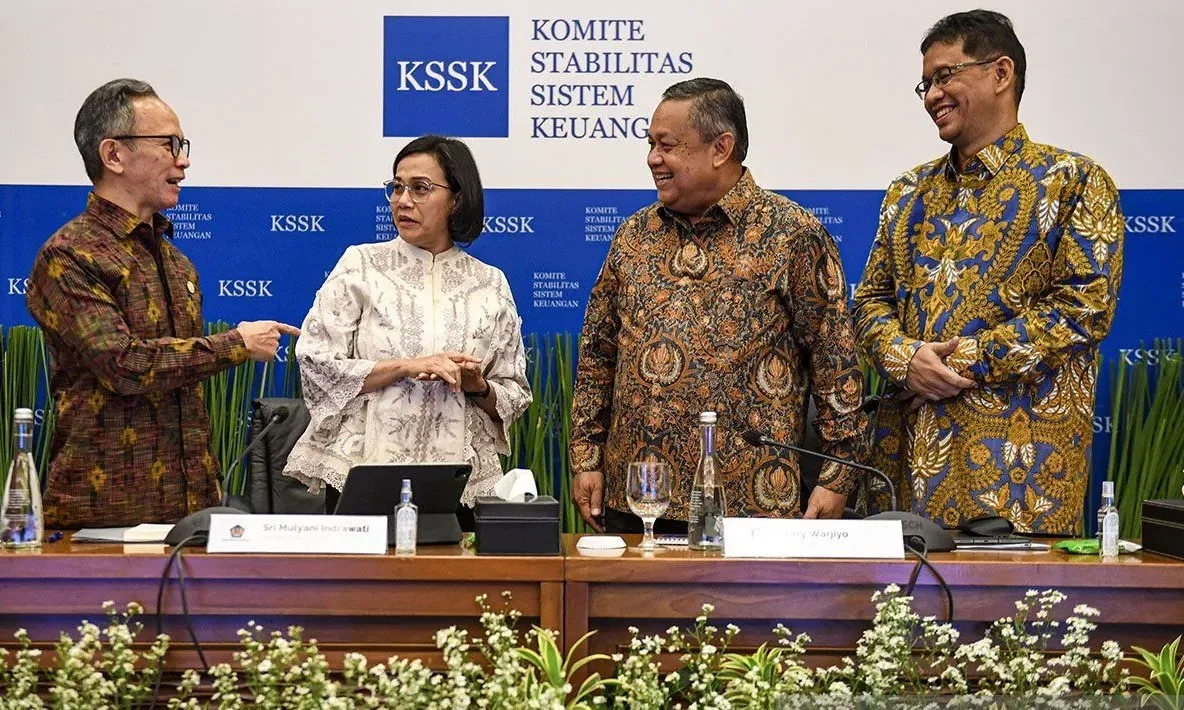 <p>Kemenkeu-OJK Ungkap Skema Kombinasi Pendanaan Kopdes Merah Putih</p>