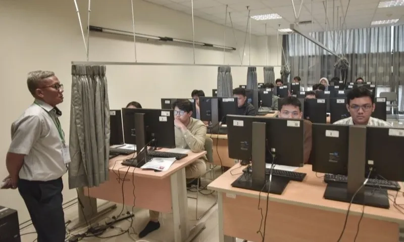 <p>Modus Baru Kecurangan UTBK SNBT; Pasang Kamera Di Behel Dan Kuku</p>