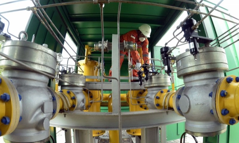 <p>Celios: PLTG Fosil Ancam 6,7 Juta Pekerjaan Di Indonesia</p>