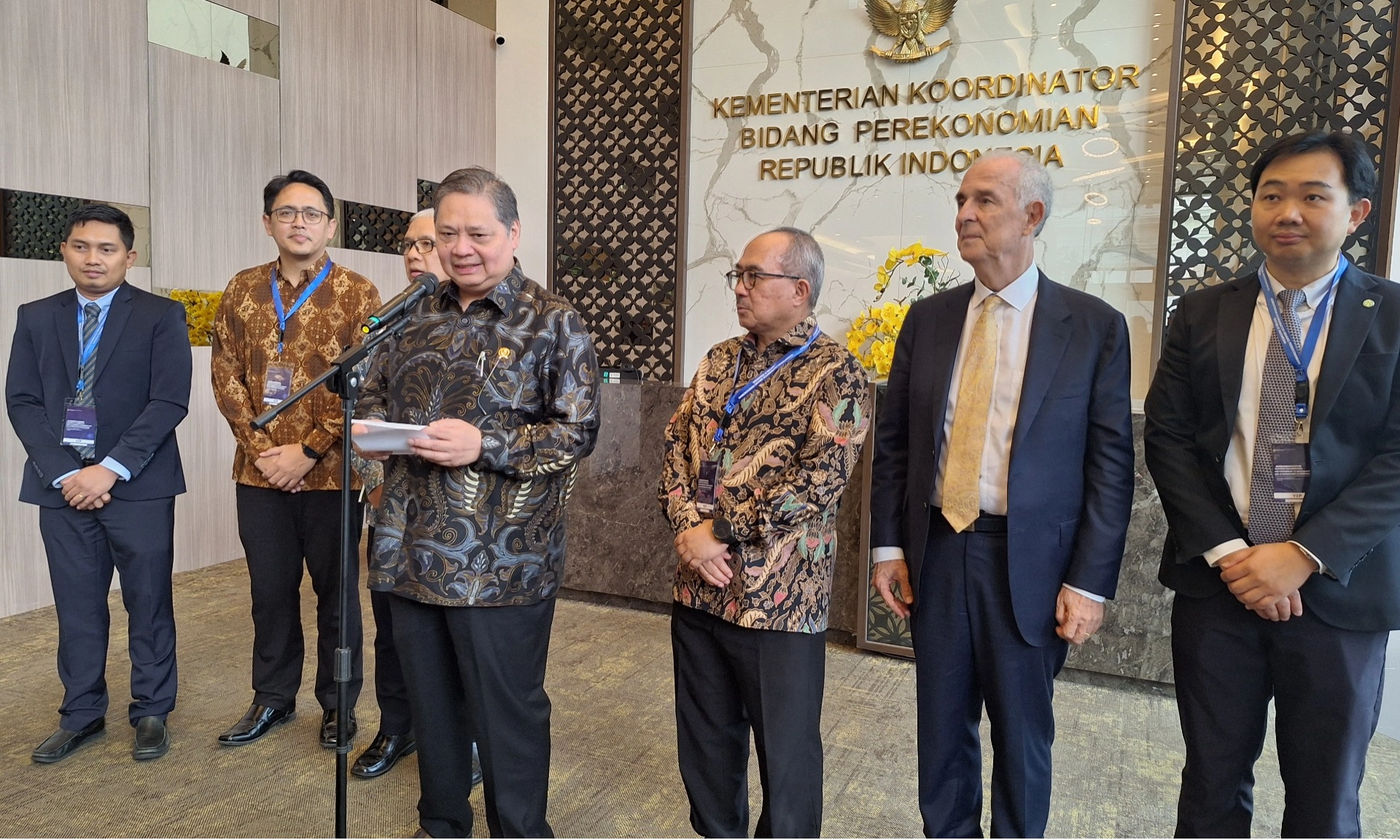 <p>Menko Airlangga Pede RI Bakal Jadi Raja Semikonduktor Dan AI ASEAN</p>